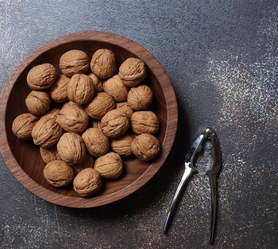 Jumbo Chandler Inshell Walnuts - 12 kg – Crain of California